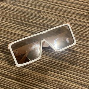 Fashion Nova Feeling Iconic Shield Sunglasses